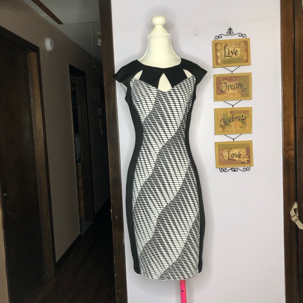 Stunning black & white dress